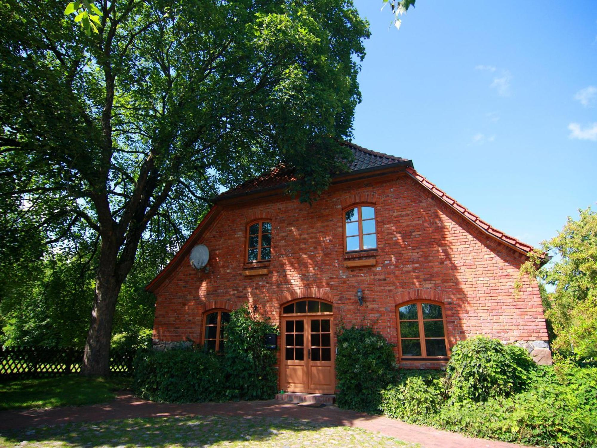 Mansion In Gressow With Terrace Garden Bbq Pond Bicycles别墅 外观 照片